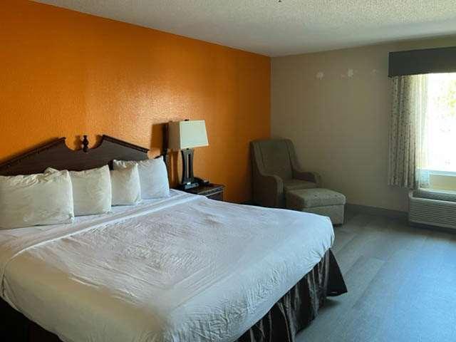 Econo Lodge Inn&Suites Dawsonville Habitación foto